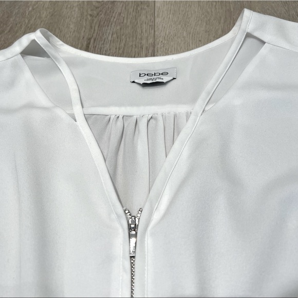 Bebe Sheer Sleeve White Blouse - Size M - Picture 4 of 10